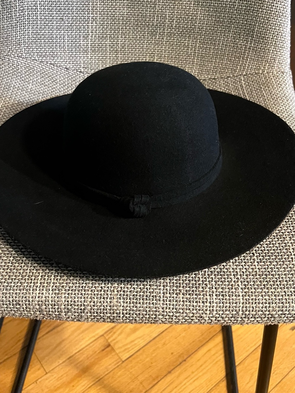 Bass Black Wide Brim Wool Felt Hat with Knotted Band